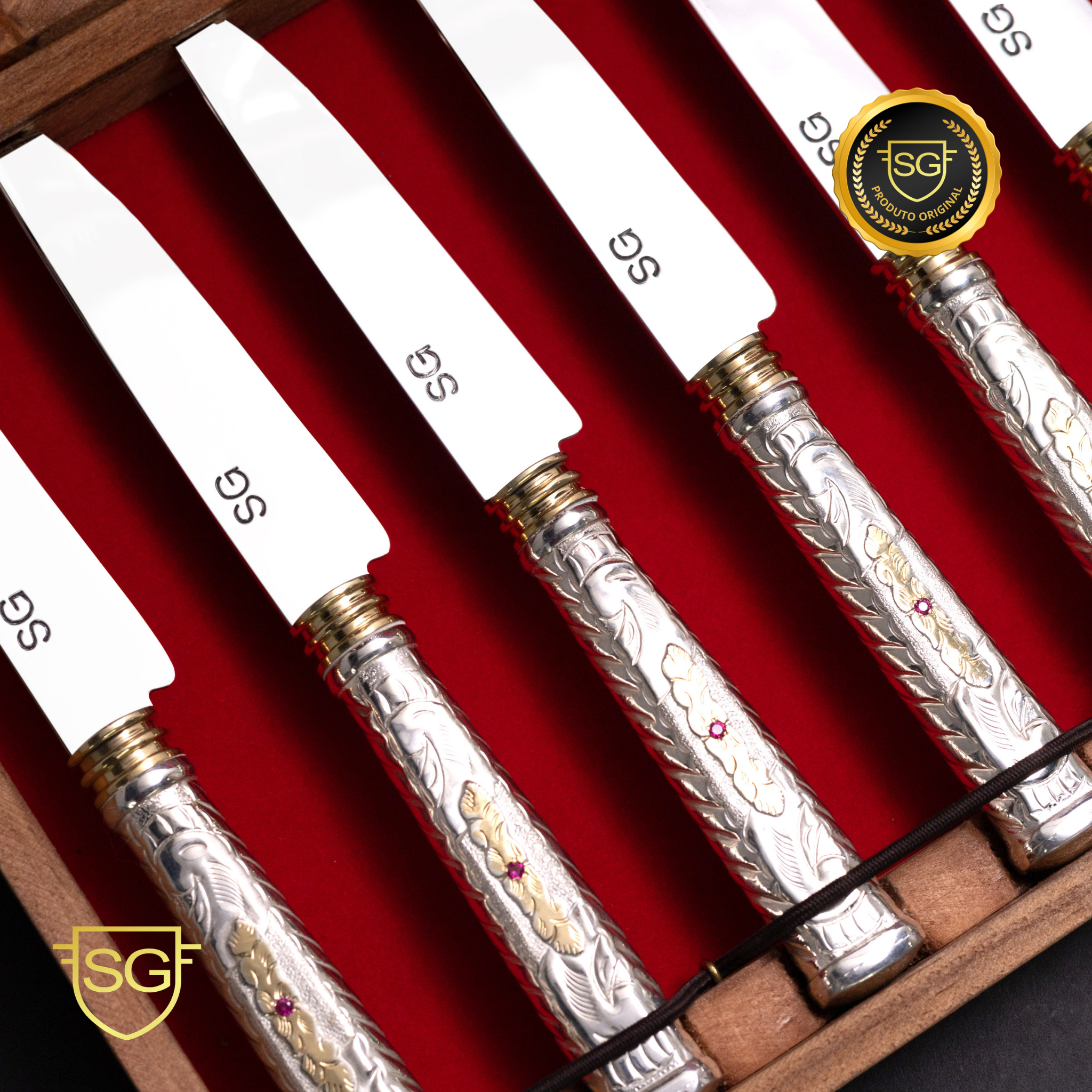 Conjunto de Talheres em Prata e Ouro 12pç